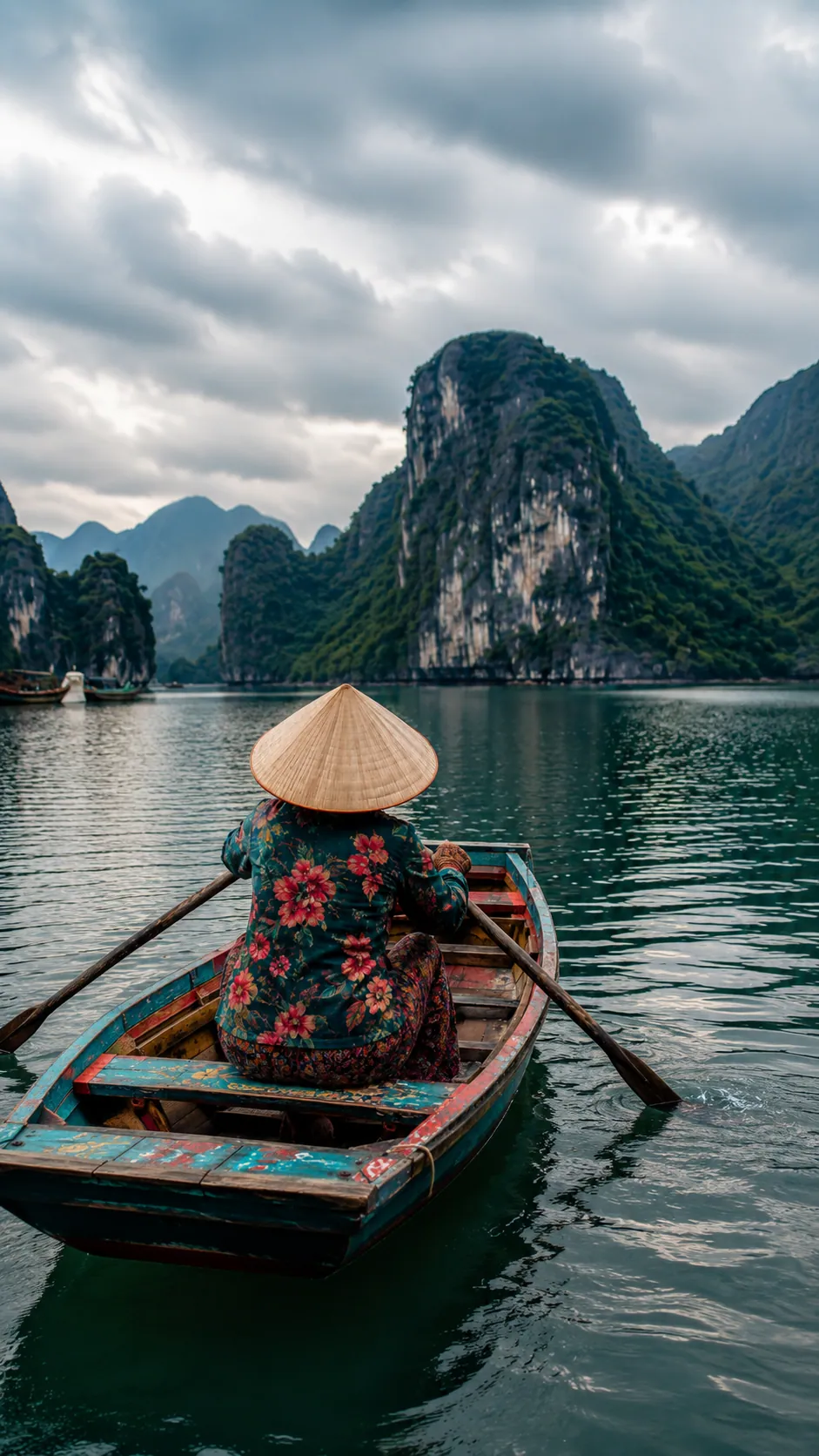 Boat And Woman — original photo before the pixel stretch effect